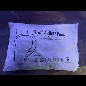 Bodyshaper and bootylift